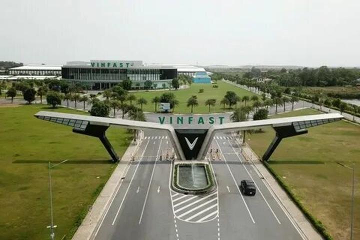 Hotspot Matrix và “Đối thủ visual” của Jisoo đạt điểm tuyệt đối khi zoom cận mặt, thu