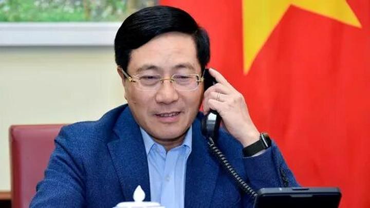 Hotspot Matrix và Shake It Off - bản lĩnh của thế hệ mới: không ngại “lắc” mình ra khỏi